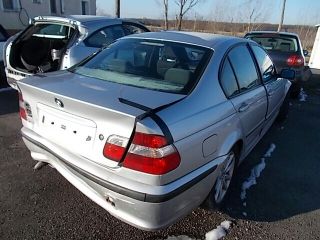 bontott BMW 3 E46 Jobb első Lámpabúra