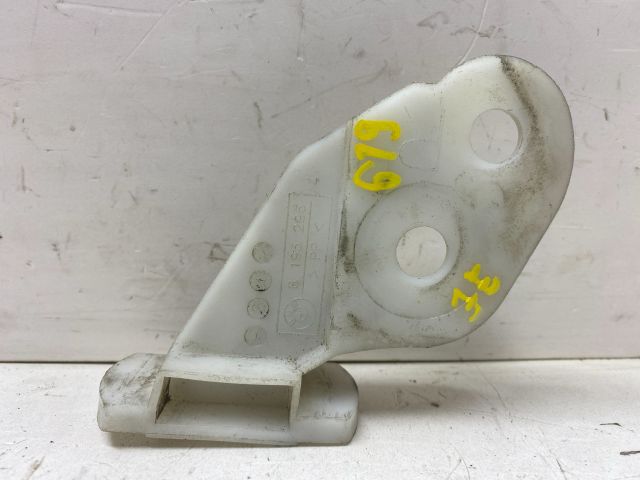 bontott BMW 3 E46 Jobb első Lökhárító Tartó (Műanyag)