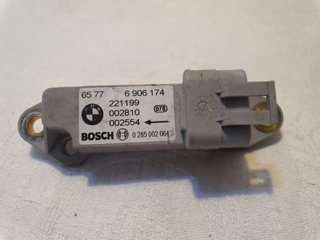 bontott BMW 3 E46 Jobb első Oldal Ütközés Érzékelő