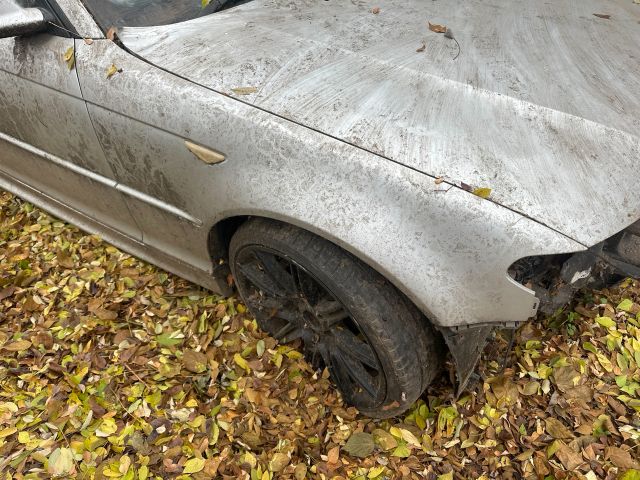 bontott BMW 3 E46 Jobb első Sárvédő