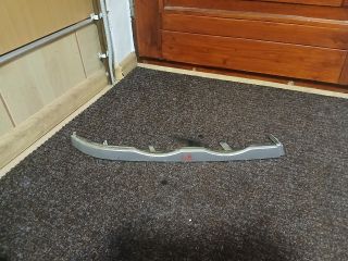 bontott BMW 3 E46 Jobb Fényszóró Bajusz Díszléc