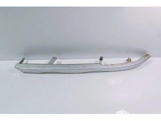 bontott BMW 3 E46 Jobb Fényszóró Bajusz Díszléc