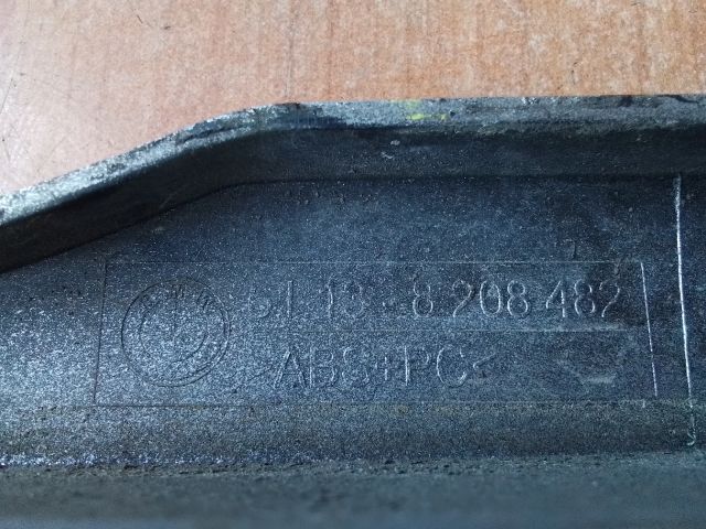 bontott BMW 3 E46 Jobb Fényszóró Bajusz Díszléc