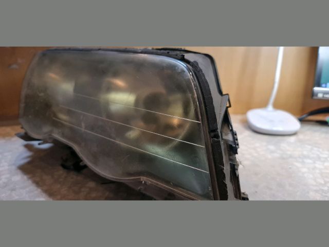 bontott BMW 3 E46 Jobb Fényszóró