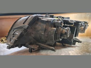 bontott BMW 3 E46 Jobb Fényszóró