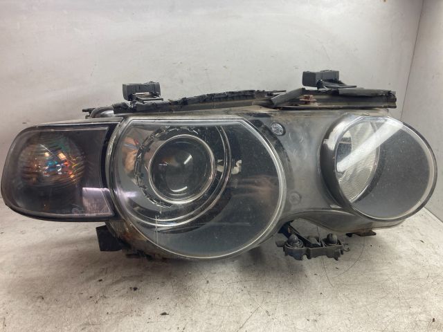 bontott BMW 3 E46 Jobb Fényszóró