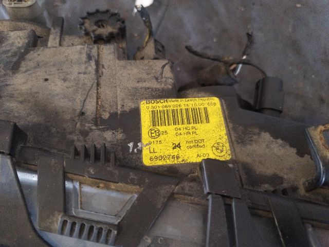bontott BMW 3 E46 Jobb Fényszóró
