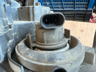 bontott BMW 3 E46 Jobb Fényszóró