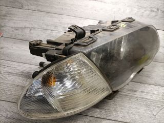 bontott BMW 3 E46 Jobb Fényszóró