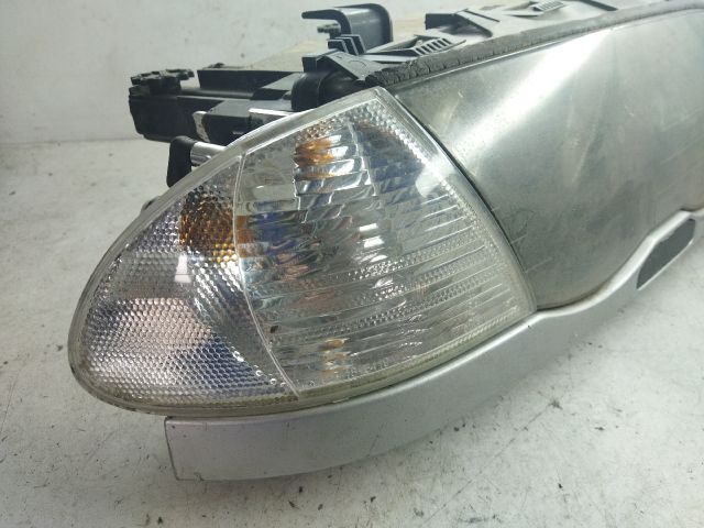 bontott BMW 3 E46 Jobb Fényszóró
