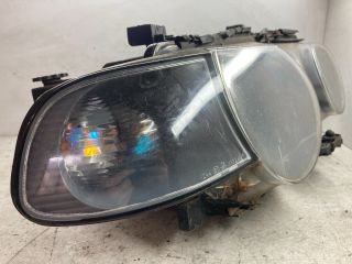 bontott BMW 3 E46 Jobb Fényszóró