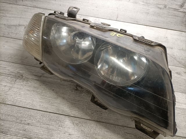 bontott BMW 3 E46 Jobb Fényszóró