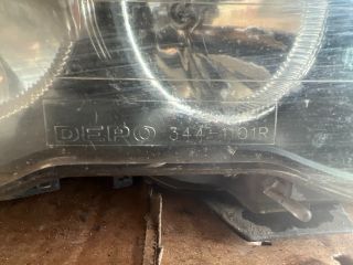 bontott BMW 3 E46 Jobb Fényszóró