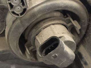 bontott BMW 3 E46 Jobb Fényszóró