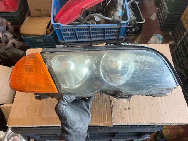 bontott BMW 3 E46 Jobb Fényszóró
