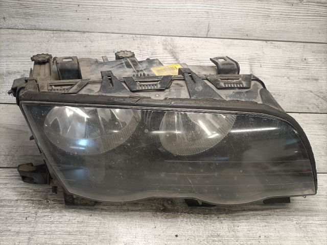 bontott BMW 3 E46 Jobb Fényszóró