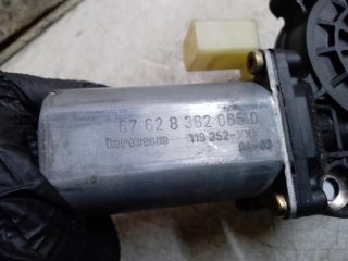 bontott BMW 3 E46 Jobb hátsó Ablakemelő Motor