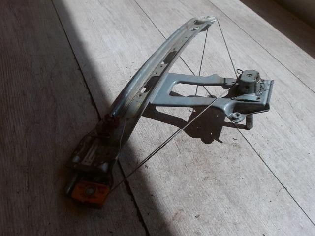 bontott BMW 3 E46 Jobb hátsó Ablakemelő Szerkezet (Mechanikus)