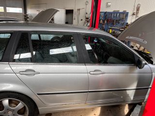 bontott BMW 3 E46 Jobb hátsó Ajtó Kárpit