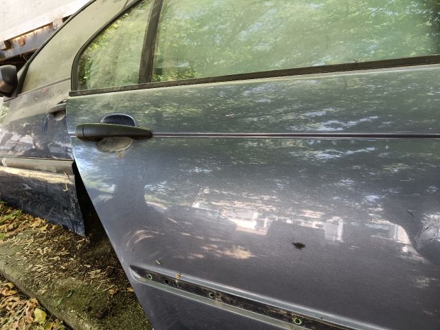 bontott BMW 3 E46 Jobb hátsó Ajtó (Részeivel)