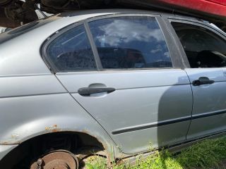 bontott BMW 3 E46 Jobb hátsó Ajtó (Üres lemez)