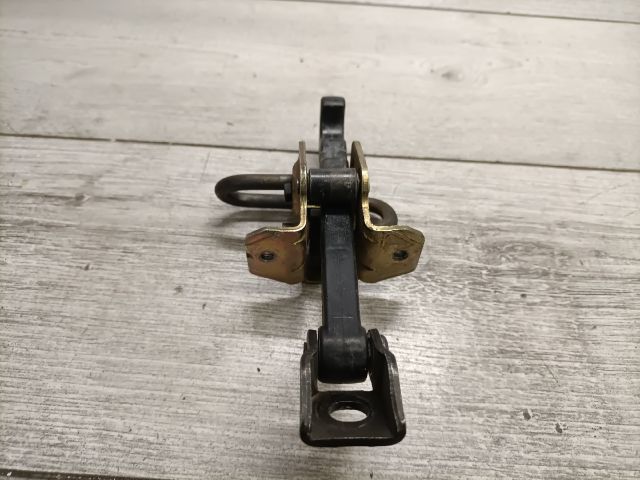 bontott BMW 3 E46 Jobb hátsó Ajtóhatároló