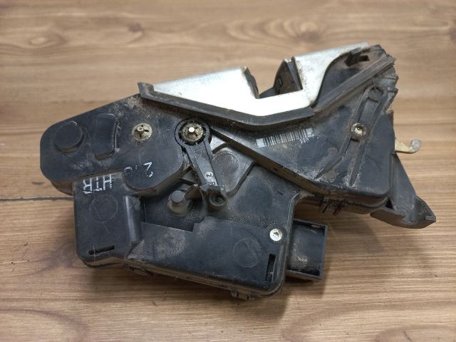 bontott BMW 3 E46 Jobb hátsó Ajtózár