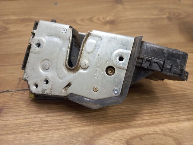 bontott BMW 3 E46 Jobb hátsó Ajtózár