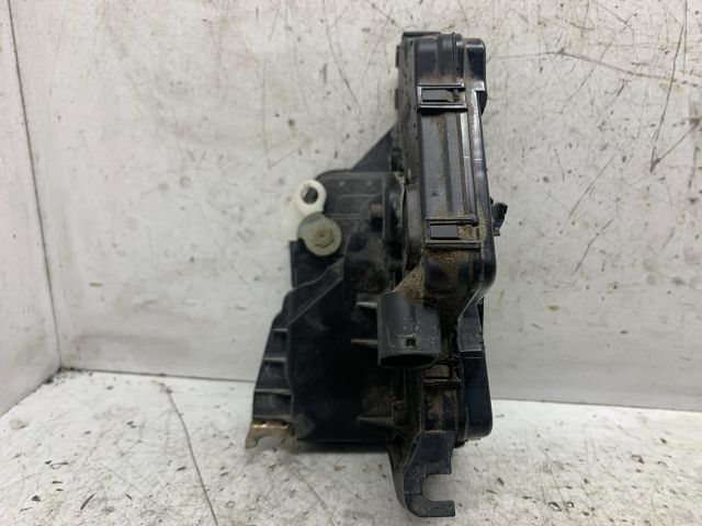 bontott BMW 3 E46 Jobb hátsó Ajtózár