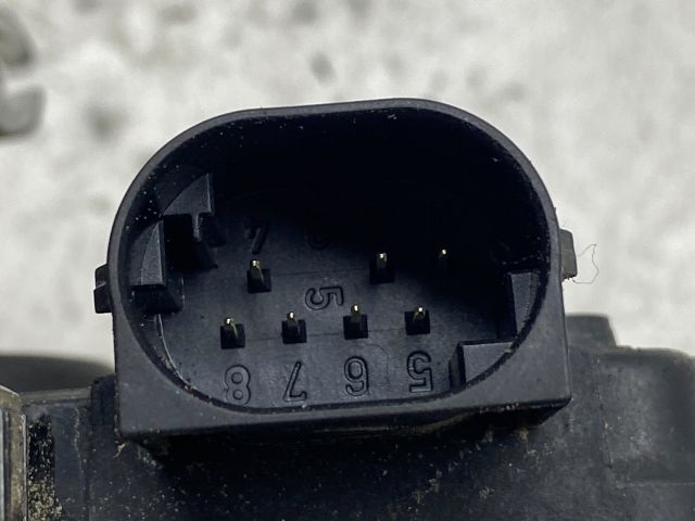 bontott BMW 3 E46 Jobb hátsó Ajtózár