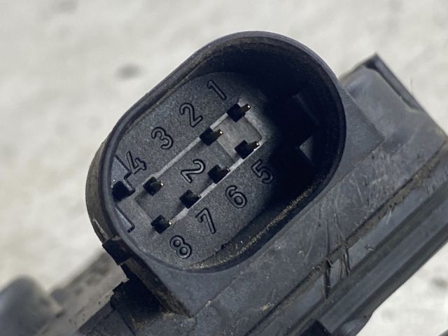 bontott BMW 3 E46 Jobb hátsó Ajtózár