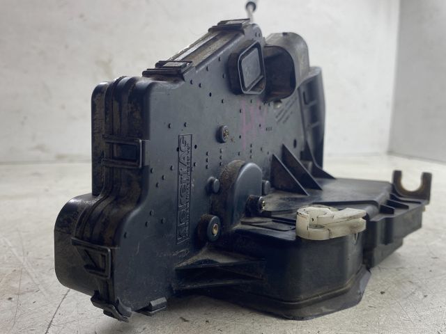 bontott BMW 3 E46 Jobb hátsó Ajtózár