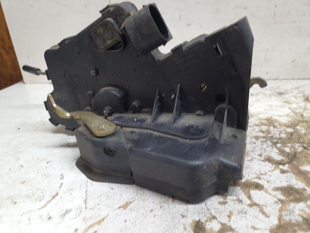 bontott BMW 3 E46 Jobb hátsó Ajtózár