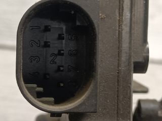 bontott BMW 3 E46 Jobb hátsó Ajtózár