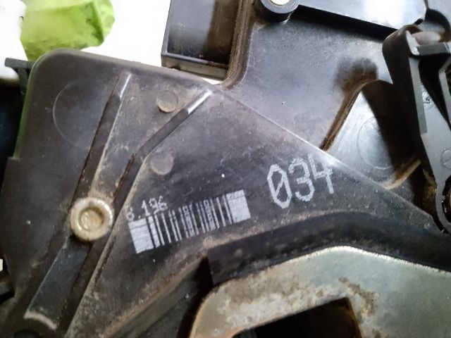 bontott BMW 3 E46 Jobb hátsó Ajtózár