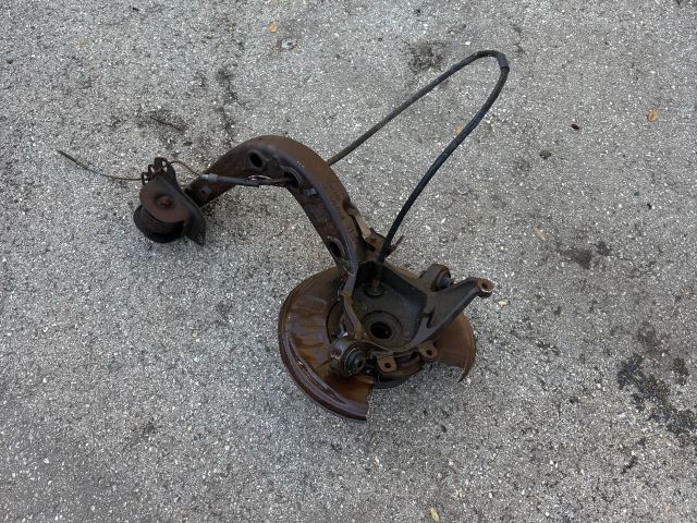 bontott BMW 3 E46 Jobb hátsó Csonkállvány Kerékaggyal