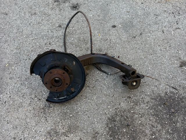 bontott BMW 3 E46 Jobb hátsó Csonkállvány Kerékaggyal