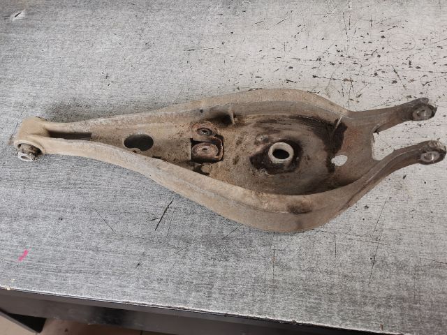 bontott BMW 3 E46 Jobb hátsó Felső Hátsó Lengőkar