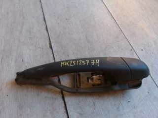 bontott BMW 3 E46 Jobb hátsó Külső Kilincs