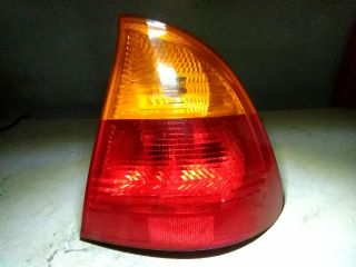 bontott BMW 3 E46 Jobb Hátsó Lámpa