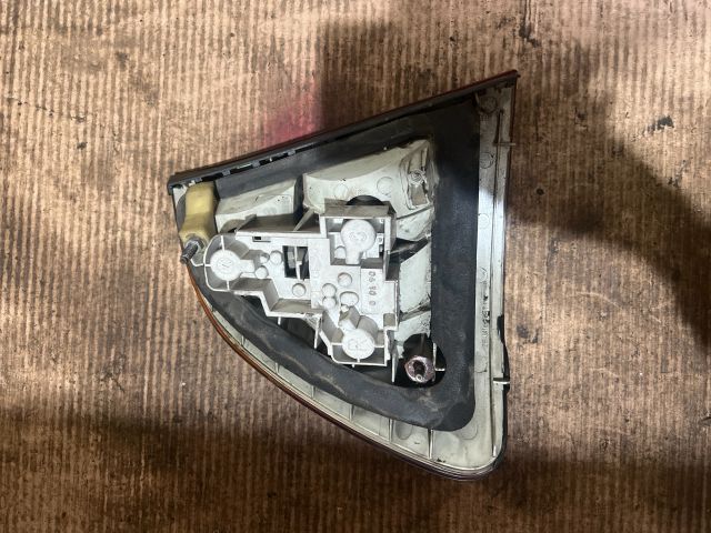 bontott BMW 3 E46 Jobb Hátsó Lámpa