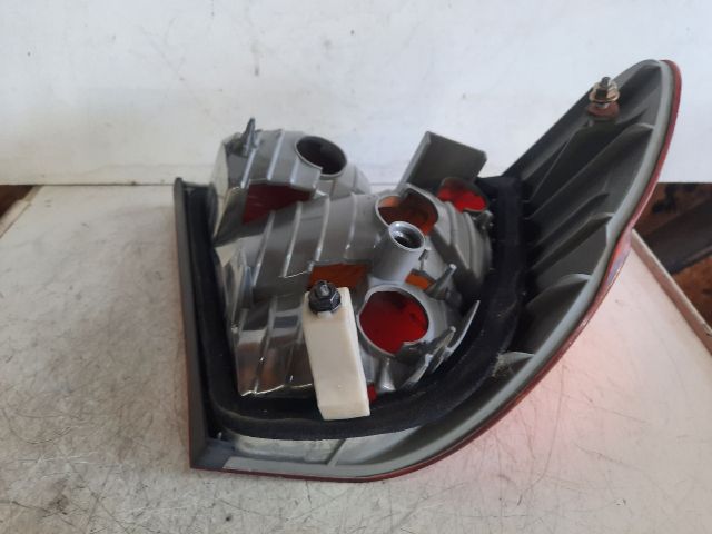 bontott BMW 3 E46 Jobb Hátsó Lámpa