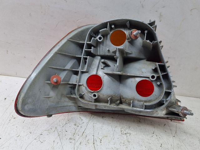 bontott BMW 3 E46 Jobb Hátsó Lámpa