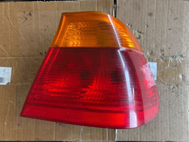 bontott BMW 3 E46 Jobb Hátsó Lámpa