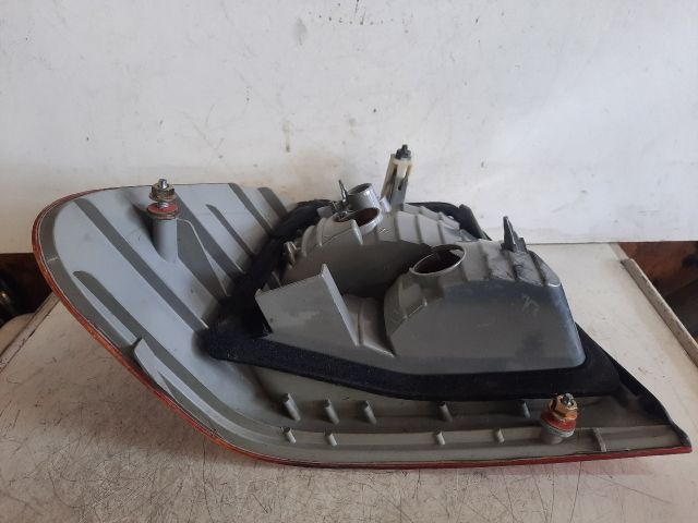 bontott BMW 3 E46 Jobb Hátsó Lámpa