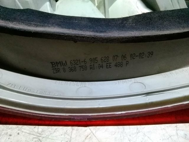 bontott BMW 3 E46 Jobb Hátsó Lámpa