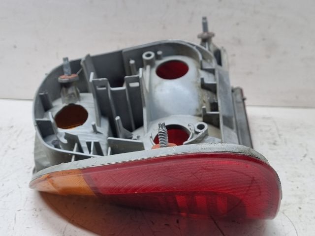 bontott BMW 3 E46 Jobb Hátsó Lámpa