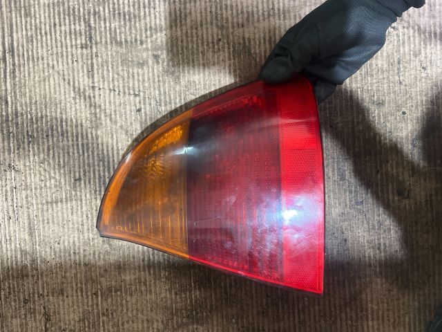 bontott BMW 3 E46 Jobb Hátsó Lámpa