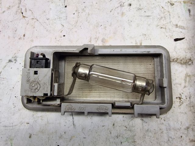 bontott BMW 3 E46 Jobb Napellenző