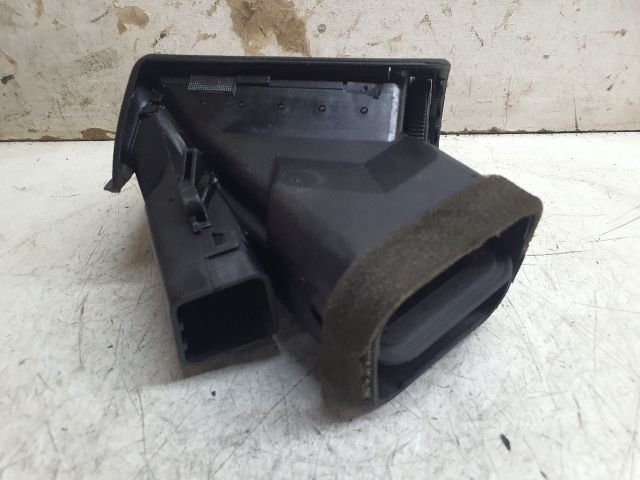 bontott BMW 3 E46 Jobb Szellőző